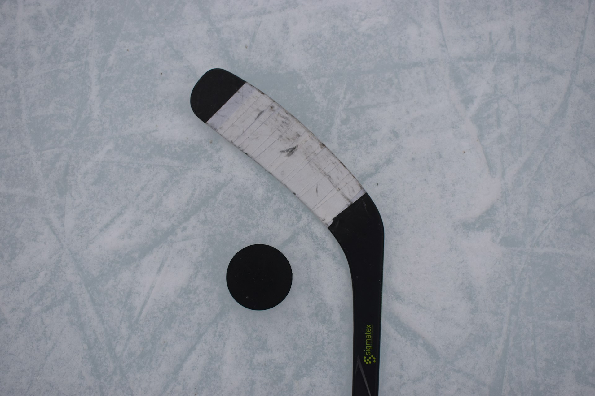 Genoni Shines, but USA Seals Overtime Win in World Championship Final